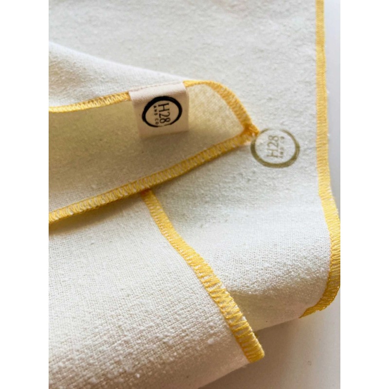 H28 and Co - 100% natural silk face towel (27x27cm) ivory white color